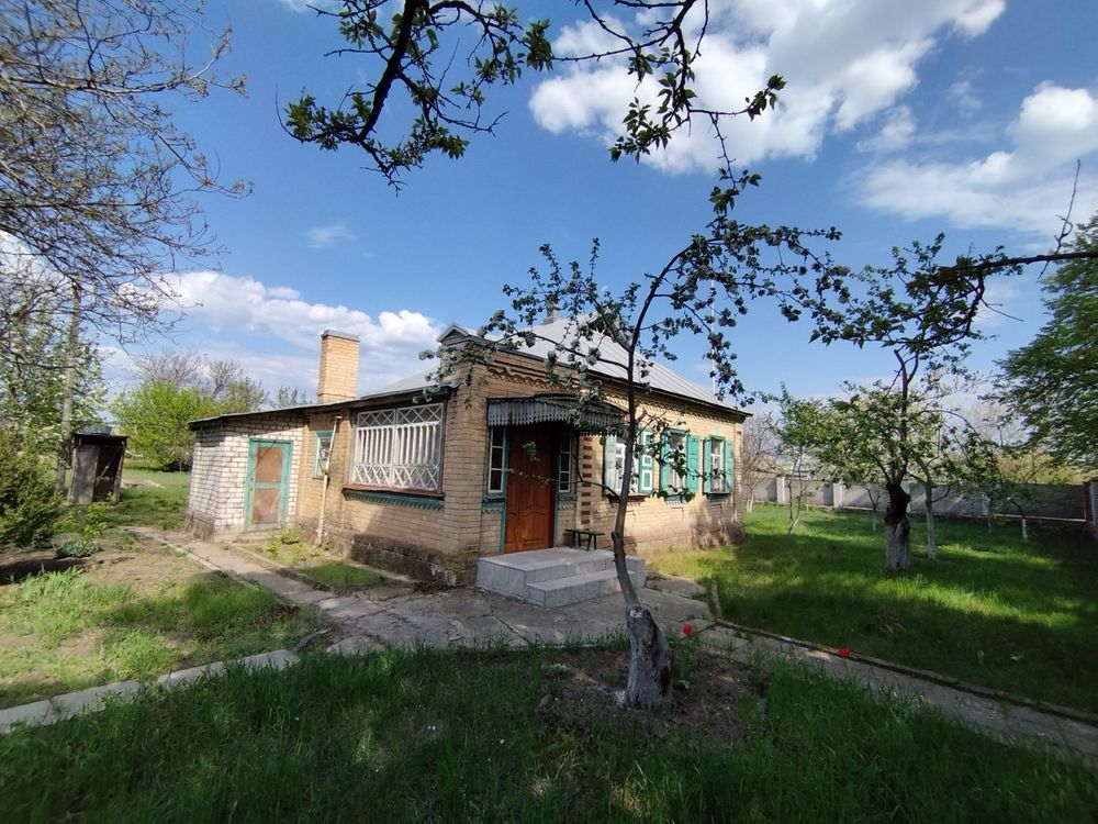 Продаж цегляного будинку в с. Мошни
