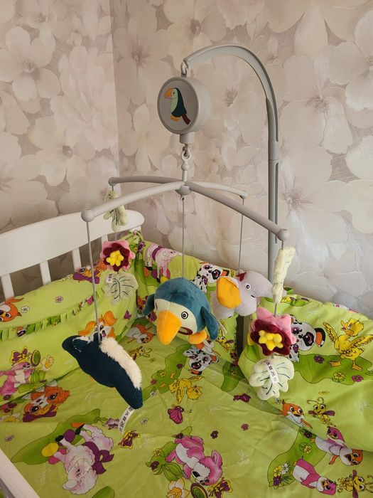 Дитяче ліжечко, ліжко для новонародженого