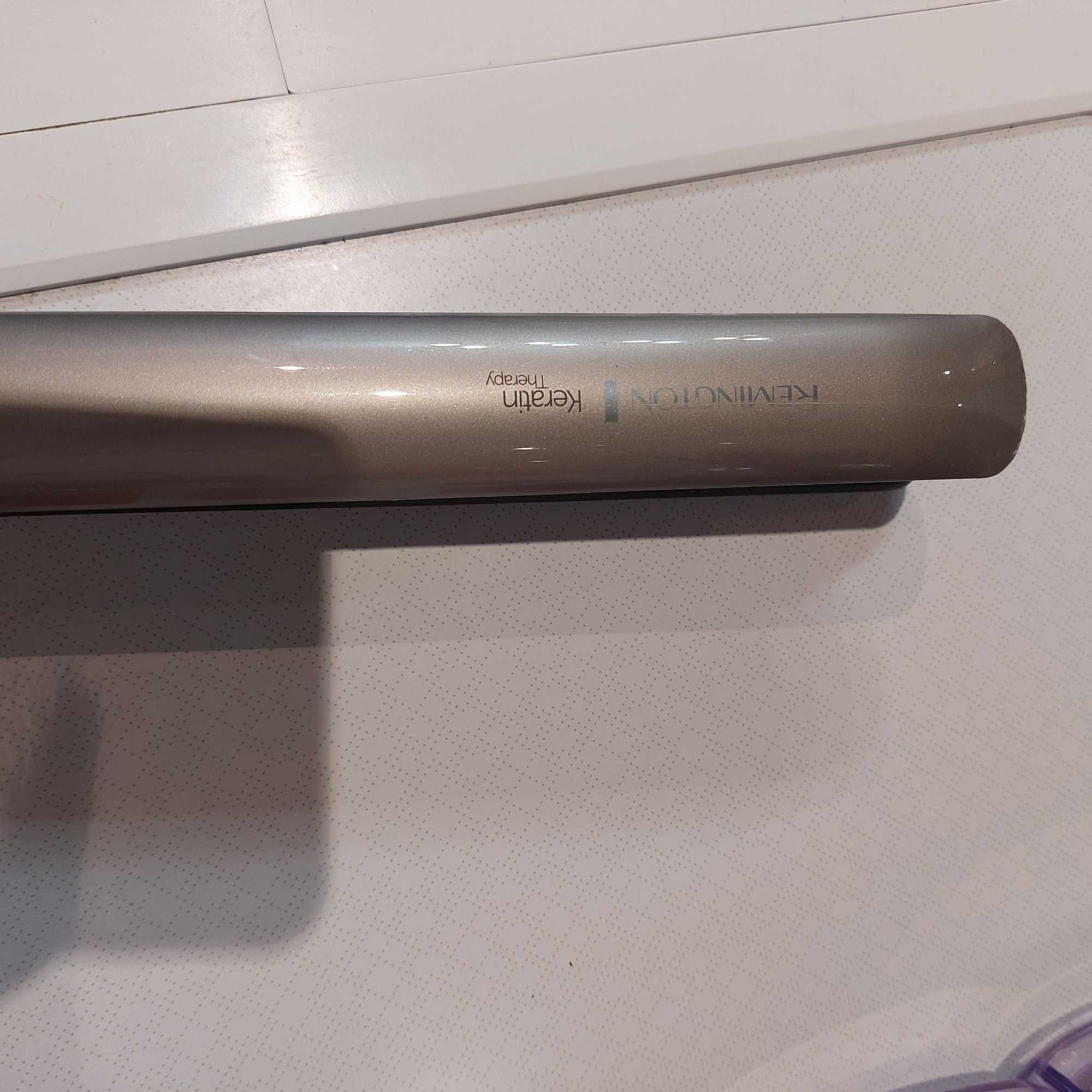 Prostownica Remington Keratin Therapy.
