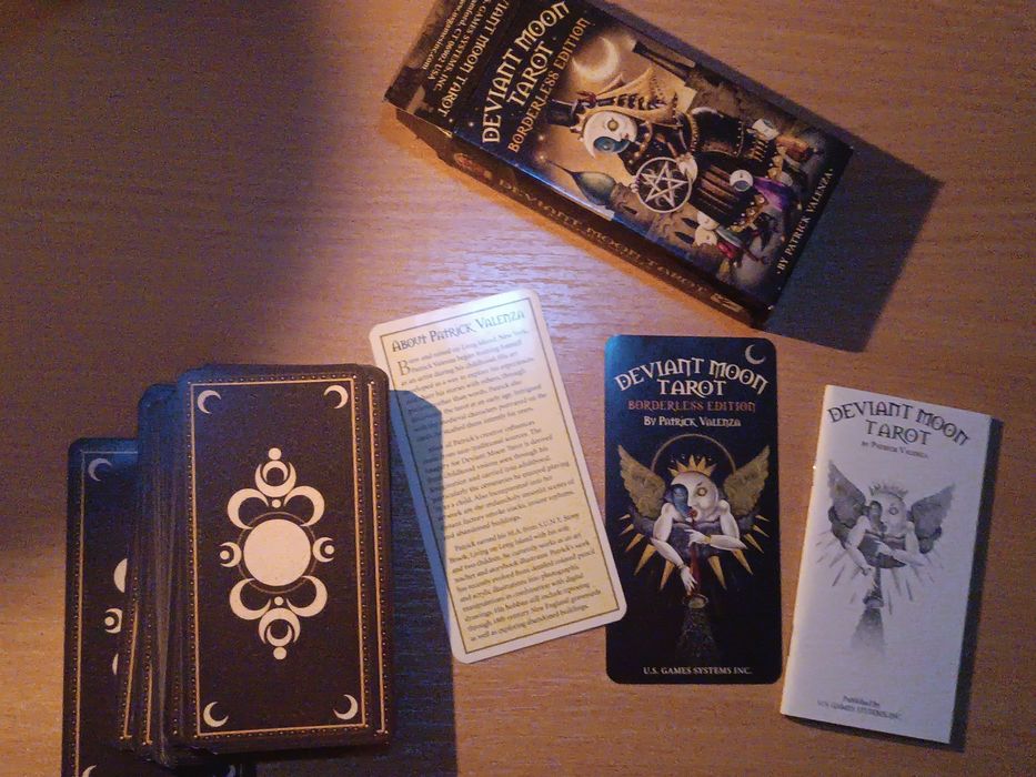 Таро Девіантного Місяця, Borderless Edition