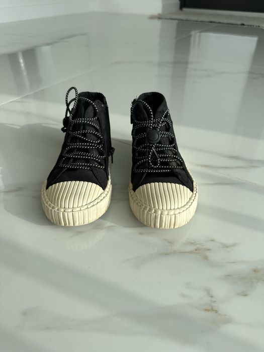 Кеди/кросівки Zara