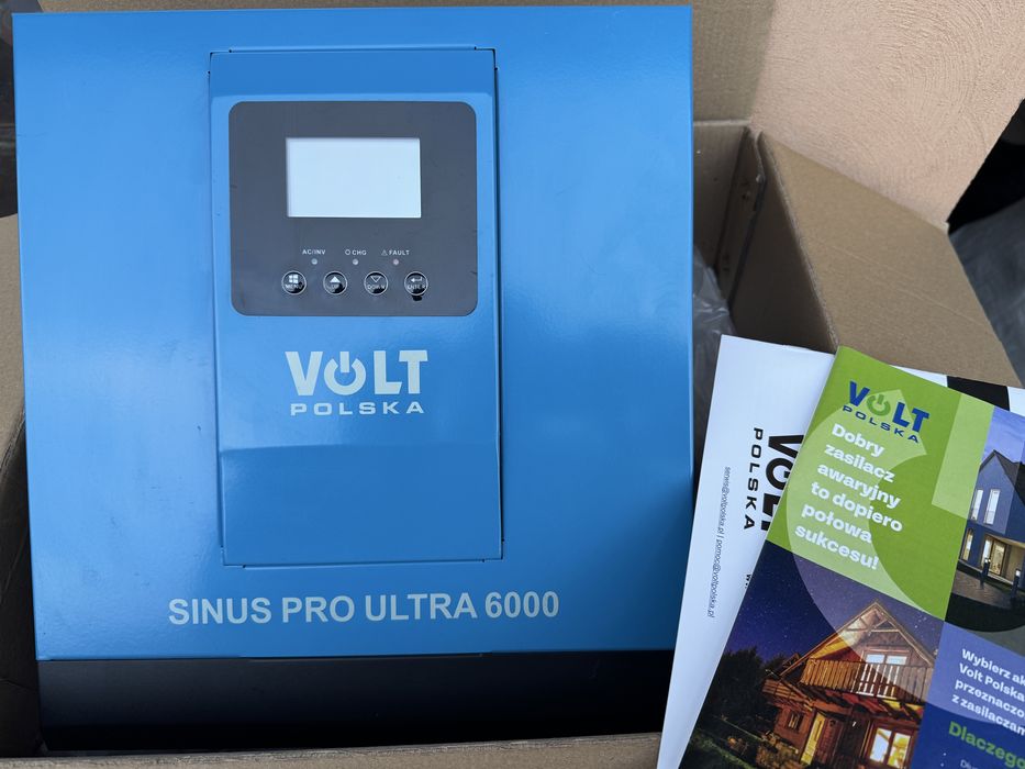 Гібридний Інвертор Volt polska Sinus PRO 6000 + 2 акумулятора 90ah