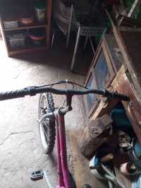 Boas vendo bicicleta roda 20 estado como novo