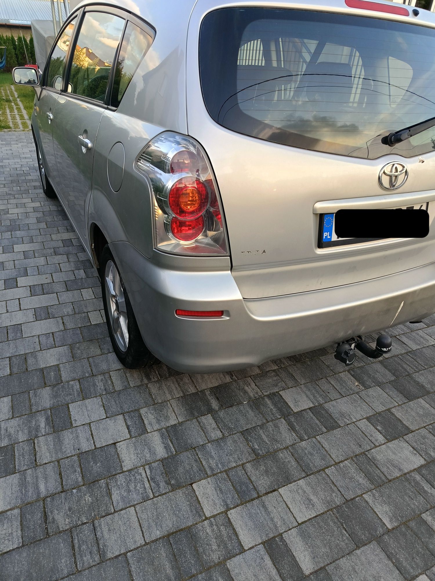 Toyota Corolla Verso 2.0 D-4D • 2005 • 7-osobowa