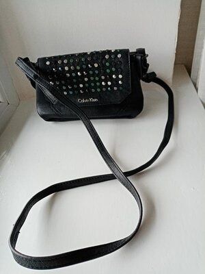 Сумочка с длинной ручкой сумка кроссовер оригинал от Celvin Klein