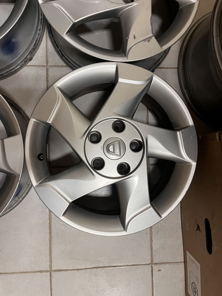 Jantes 16” 5x114.3 Originais Dacia Duster Renault Trafic