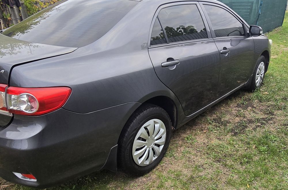 Продаю Toyota Corolla 2011г
