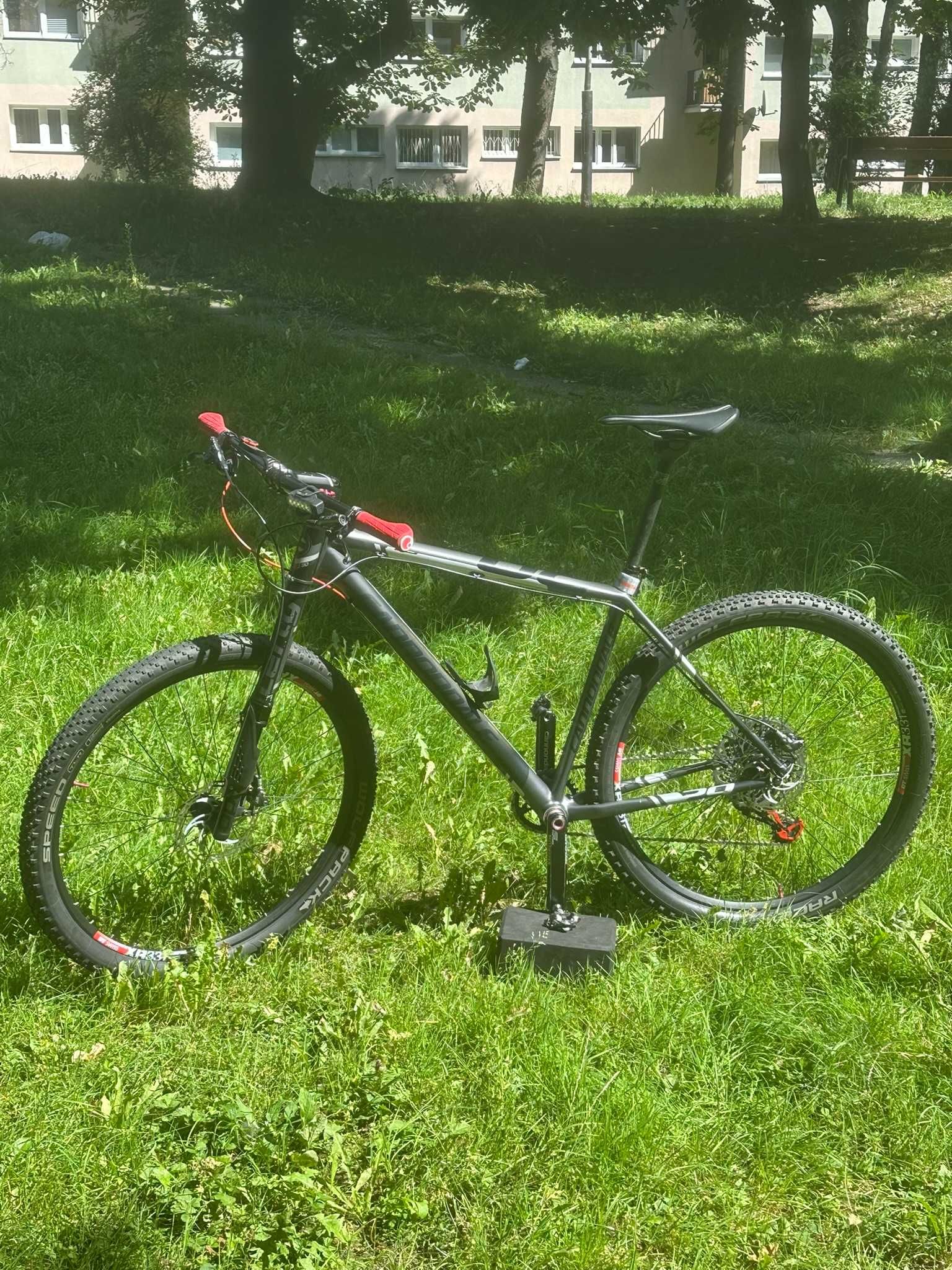 Cannondale Fsi 29’ LEFTY I carbon I XL