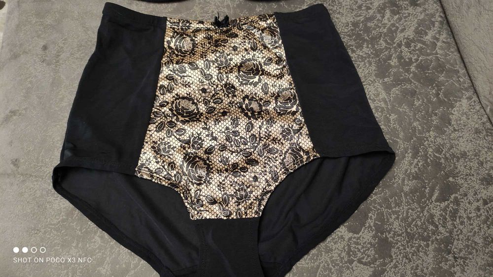 Продам жіночий комплект білизни