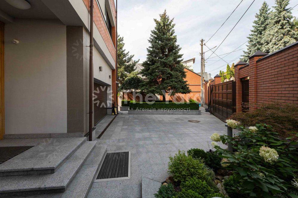 Продаж будинку 575м2 в Царському селі за адресою вул. Редутна, 54 БЕЗ%