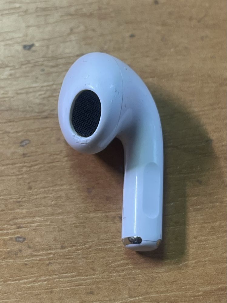 Левый, правый наушник Apple AirPods 3 б/у