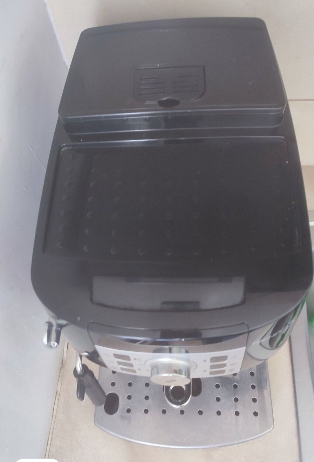 Ekspres ciśnieniowy DeLonghi Magnifica S