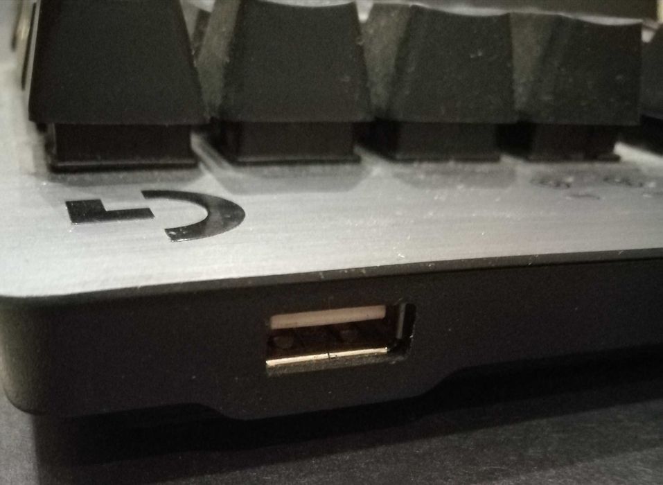 Клавіатура дротова Logitech G413 Carbon Mechanical Gaming USB.