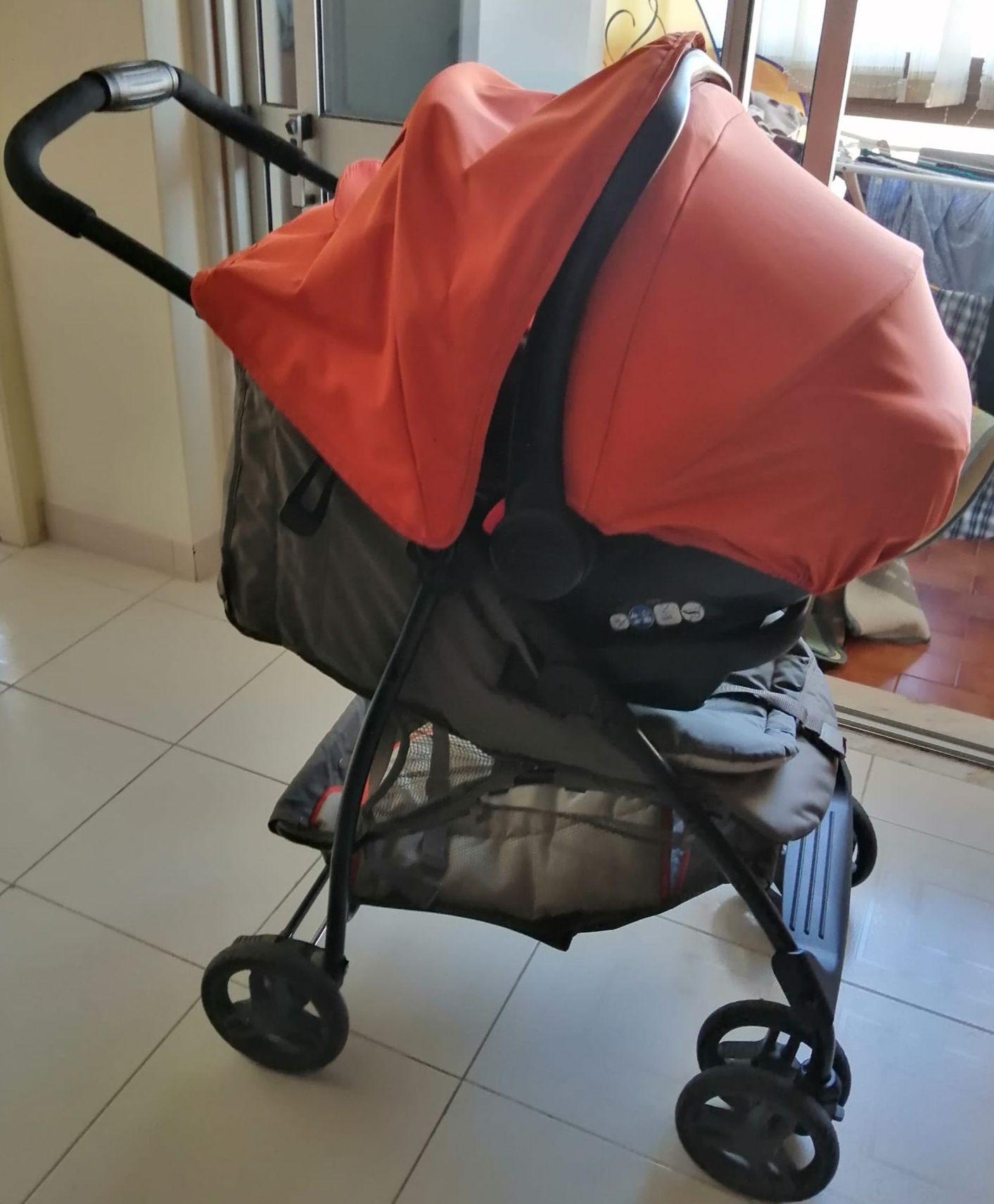 Carrinho + Ovo Marca Graco