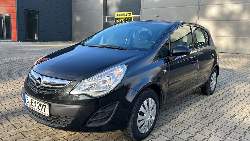 Opel Corsa D Lift 1.4 benz 2013r Klima 5 drzwi