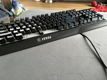 MSI Vigor GK30 bez spacji