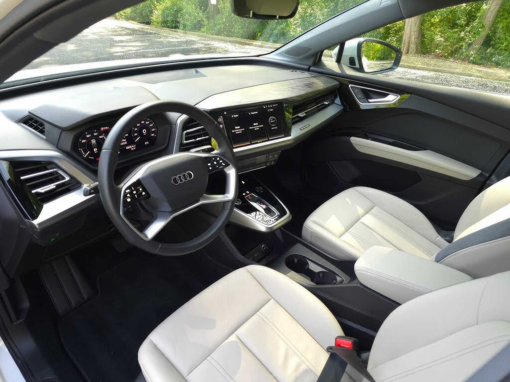 2023 Audi Q4 e-tron quattro Premium 50 TFSI AWD