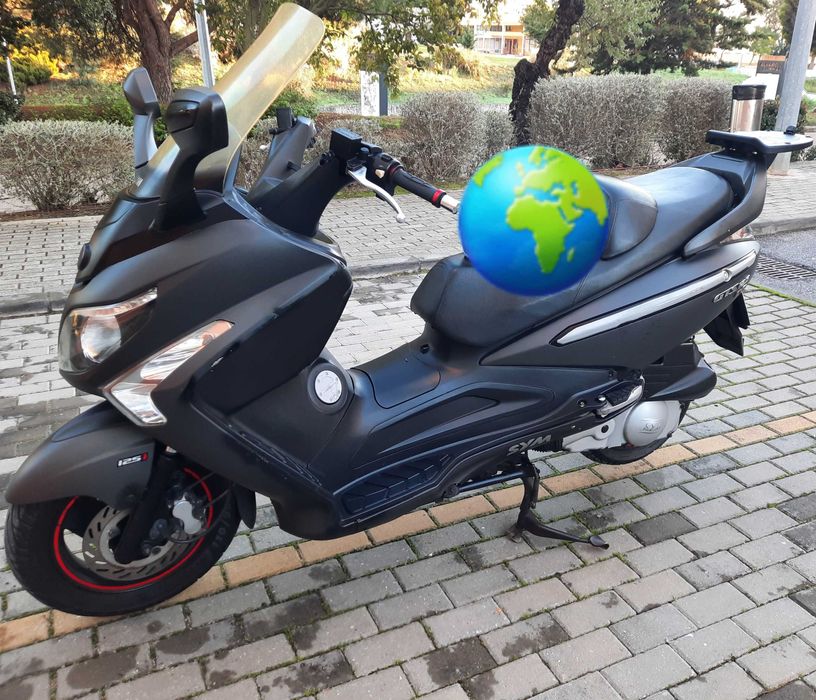 Vendo ou troco mota 125cc