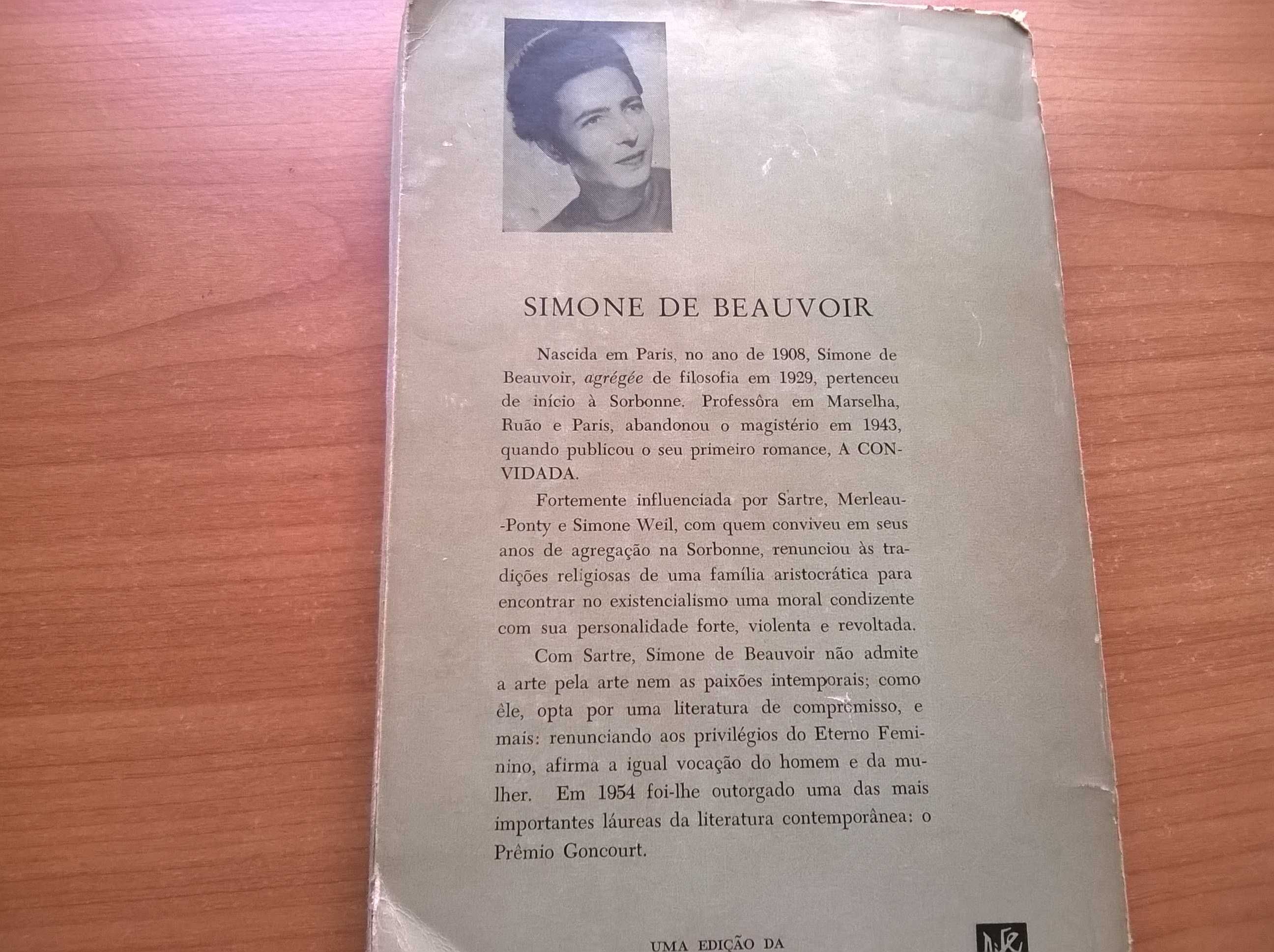 Memórias de uma Môça bem Comportada - Simone de Beauvoir