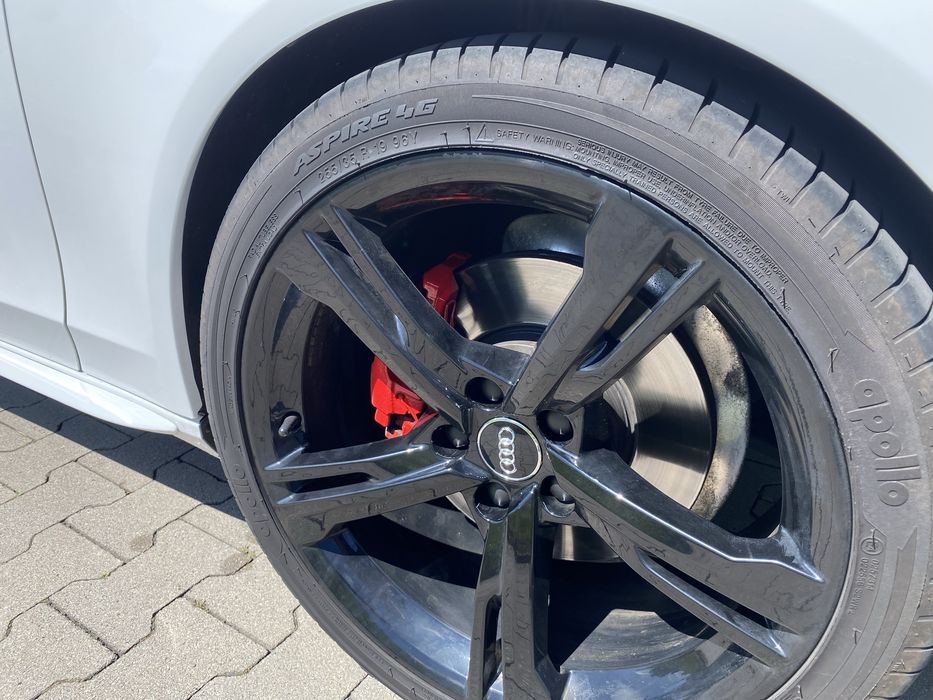 Audi a4 b8 2.0 tdi 170km 3xsline