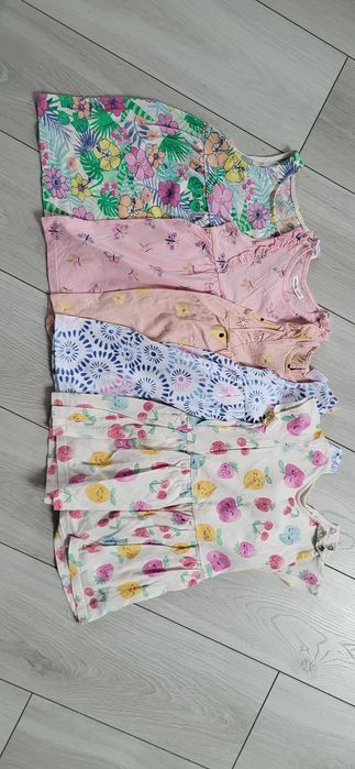 Sukienki letnie rozm. 86-92