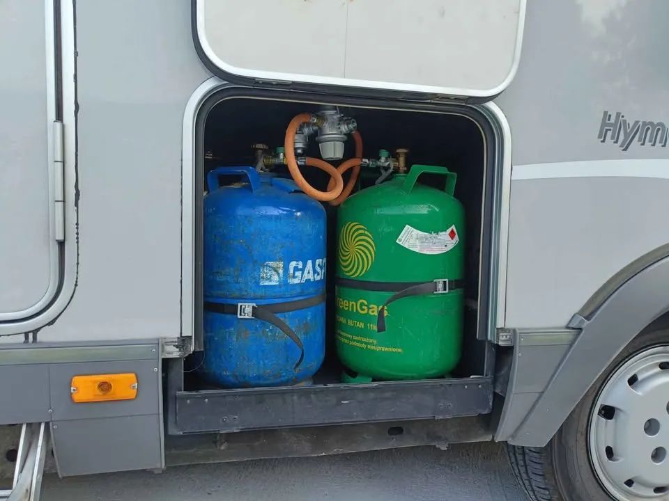 Hymer-Eriba B524  Kamper Hymer Ducato 2.8 automat, klima, idealny stan