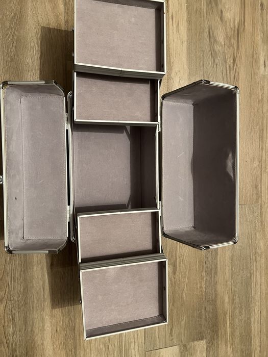 Новый! Кейс для аксессуаров  32.5х20,5х22,5 см