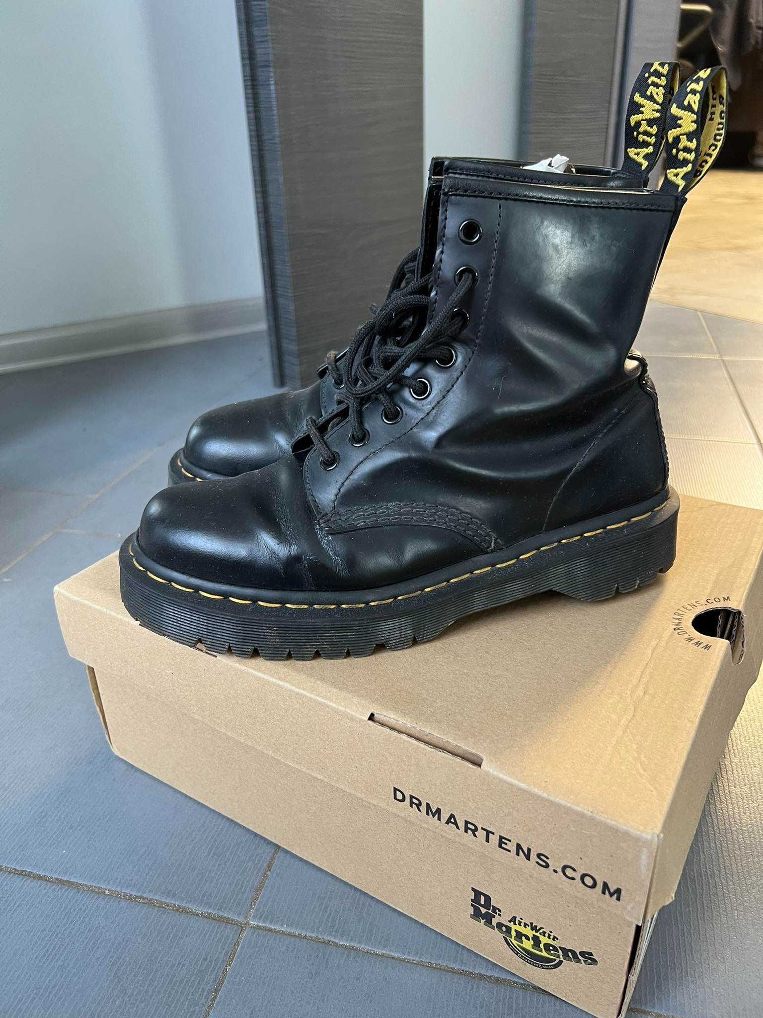 Dr.Martens platforma