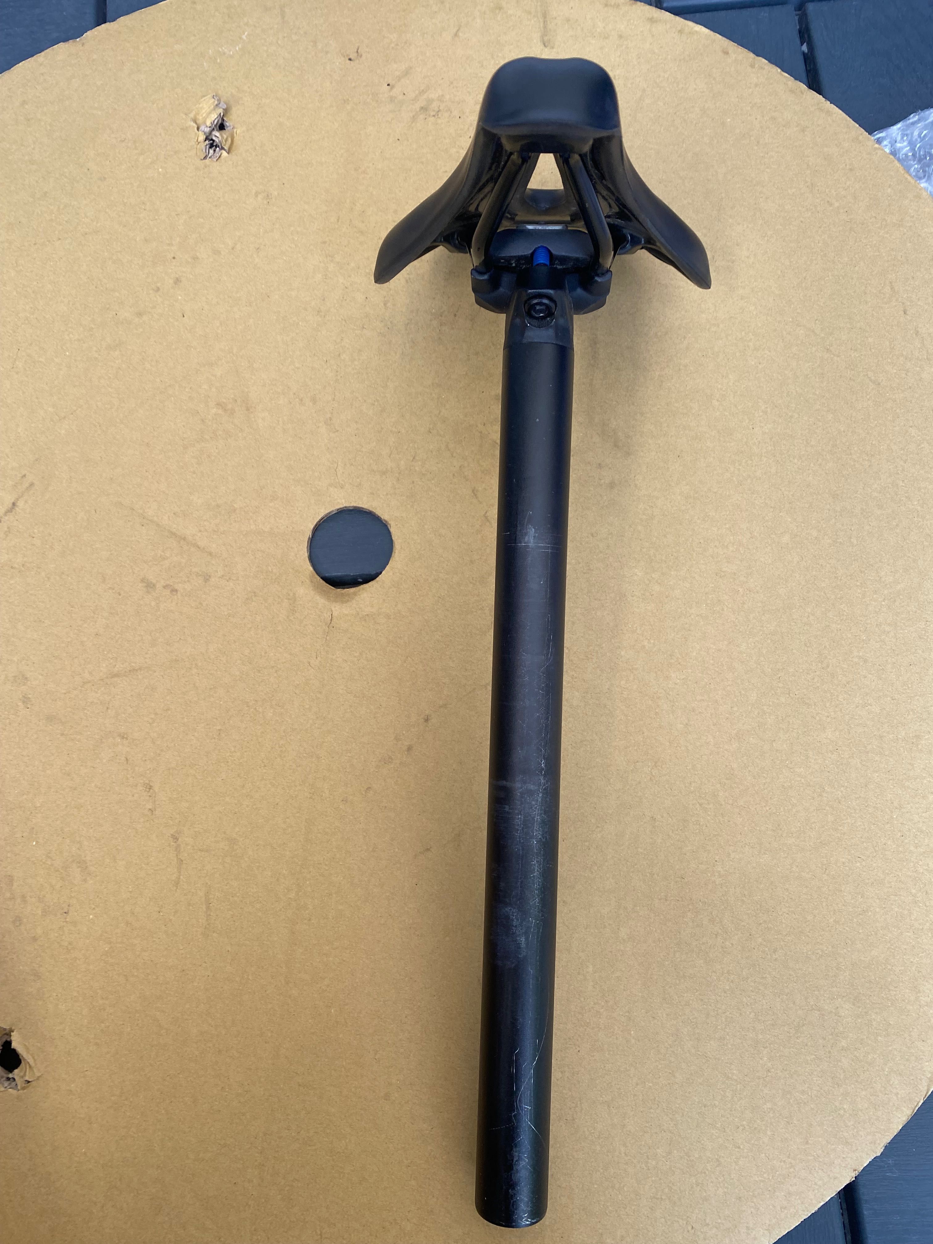 Siodełko rowerowe SPECIALIZED Power 143mm, razem ze sztyca 27.2mm
