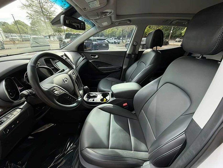 Hyundai Santa Fe      2017