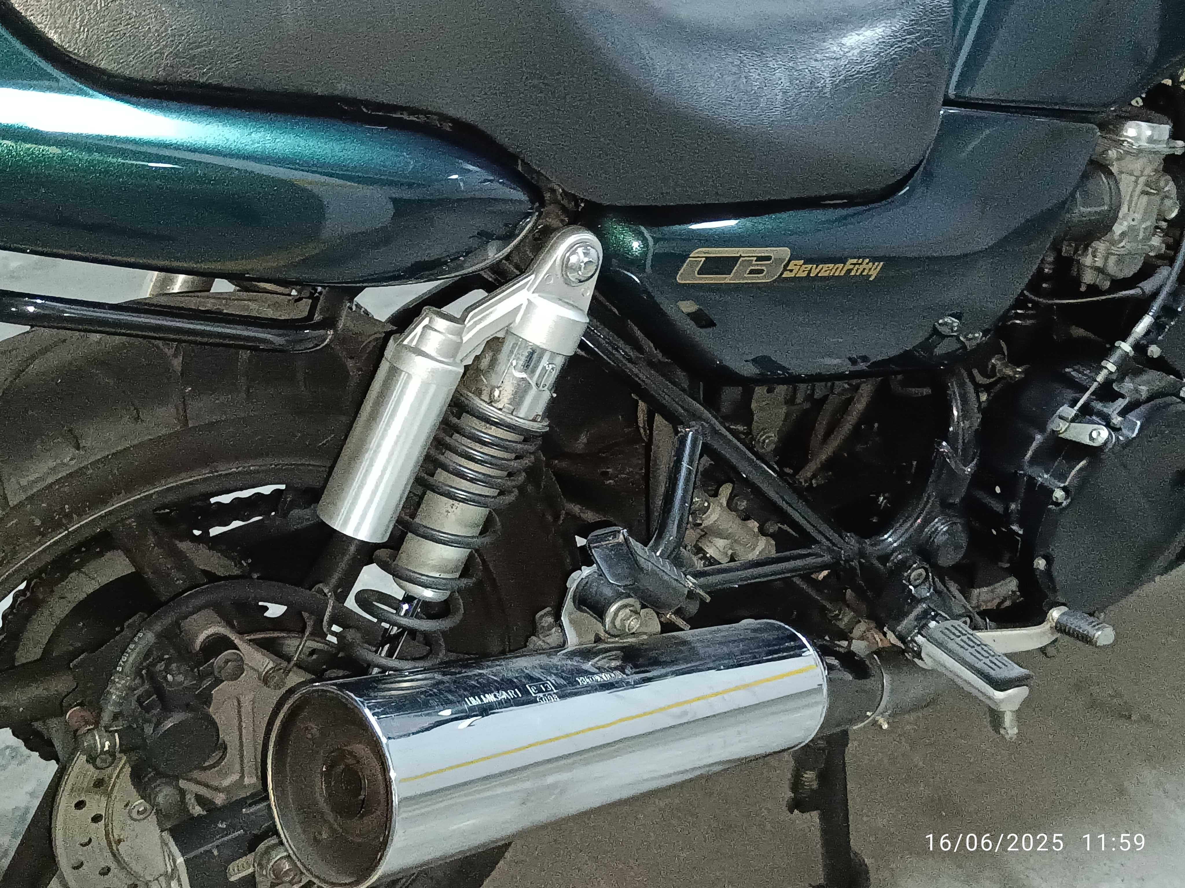 CB SEVEN FIFTY  750 - Coleção. Pré-Clássica