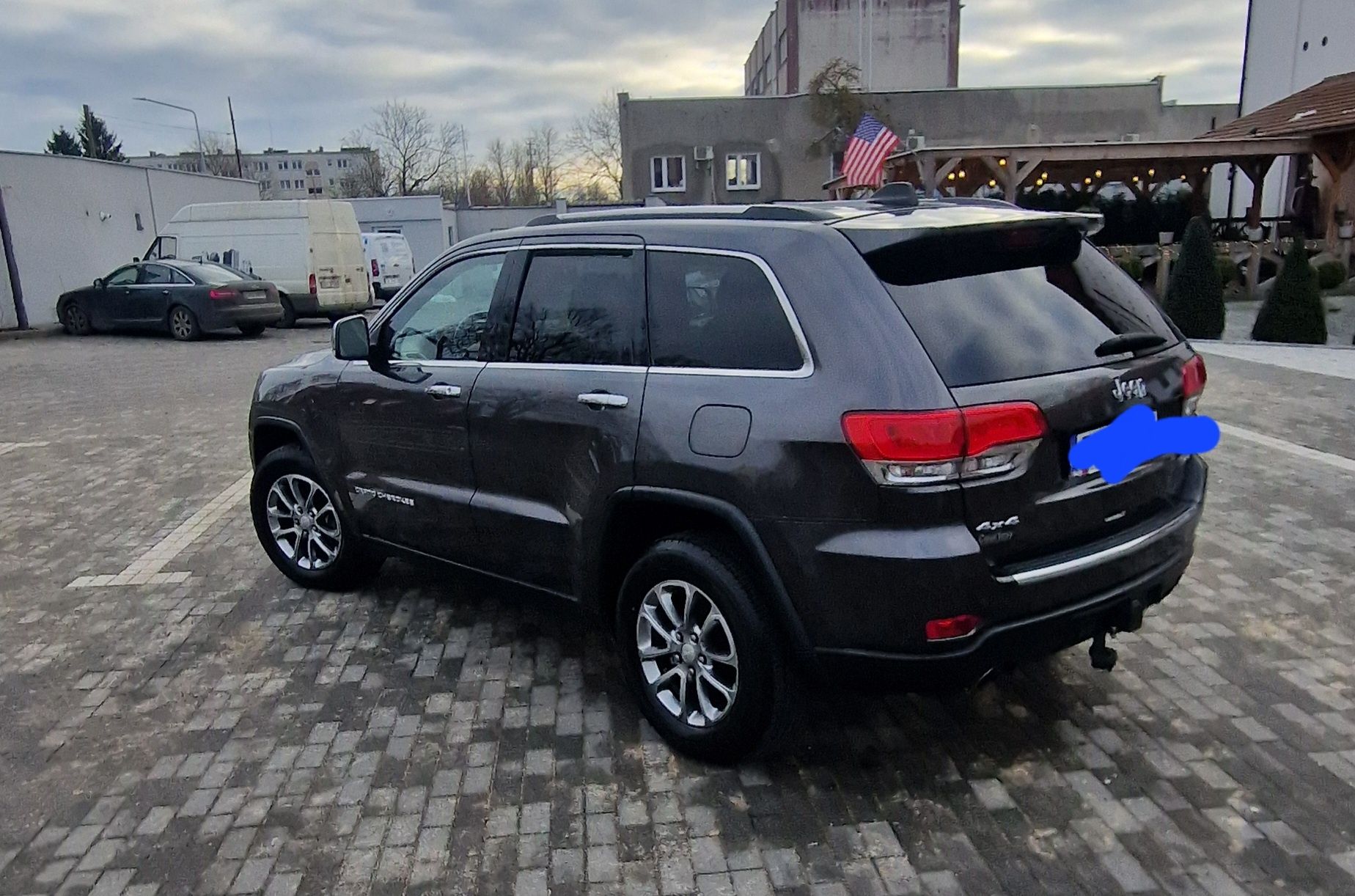 Nietuzinkowy Jeep Grand Cherokee 3.6 2014  4x4