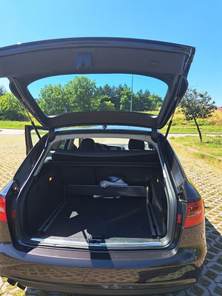 Audi a4 b8 lift 2,0 tdi