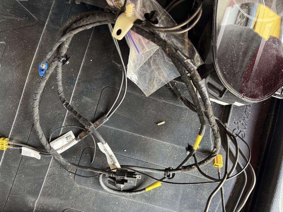 Штатна магнітола на форд експлорер 5