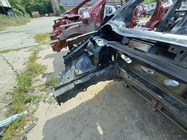 Четверть передняя правая FORD EDGE MK2 15- F2GZ5810008C