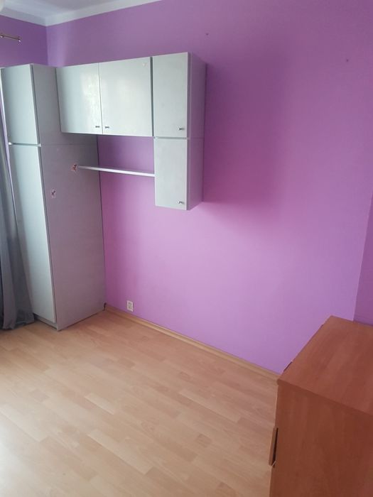 Wynajmę pokój w mieszkaniu 3-pokojowym