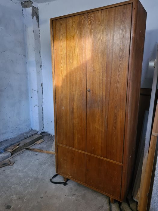 Solidna szafa lite drewno PRL