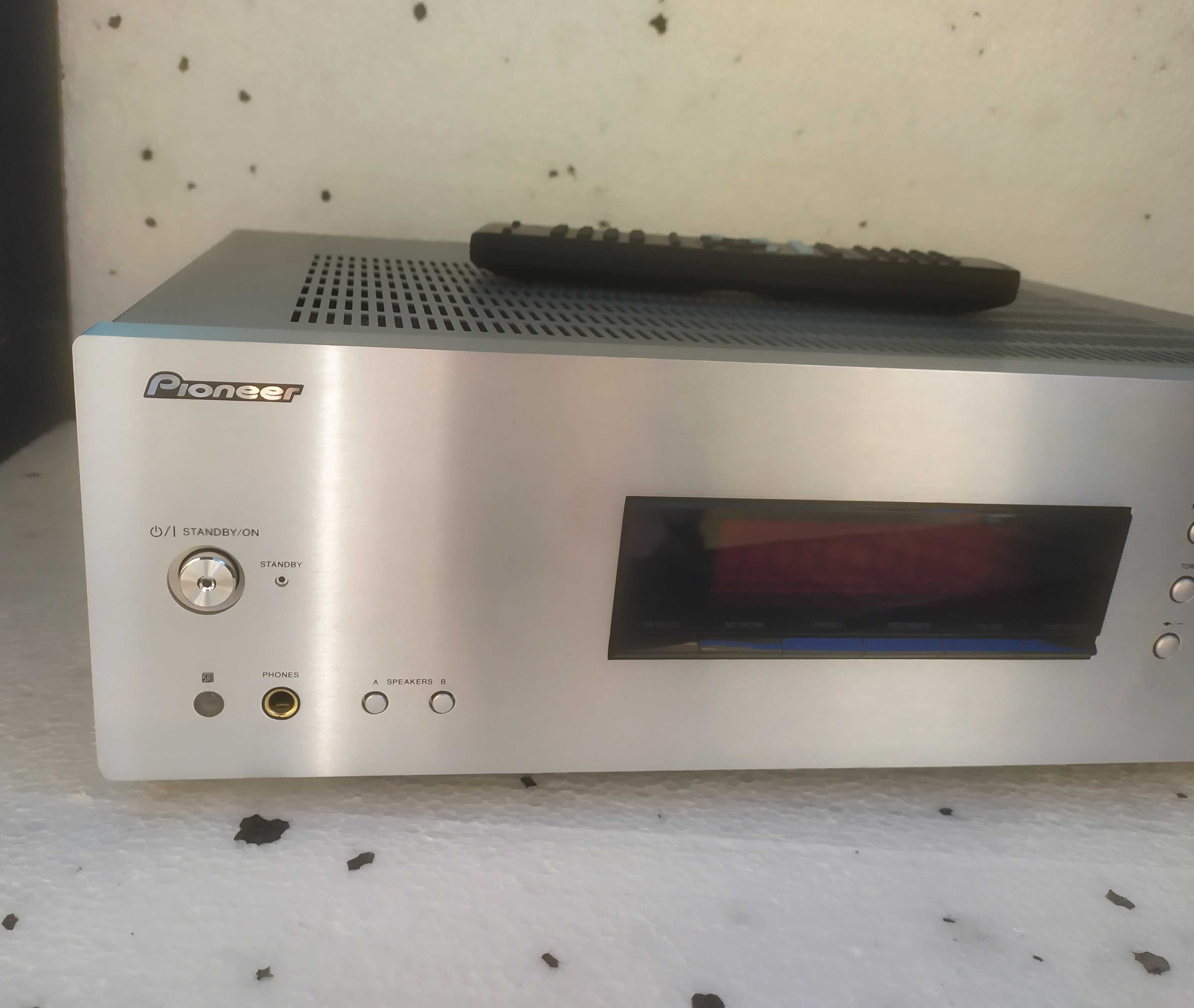 Amplituner Pioneer SX-20 stereo pilot ładny zadbany.