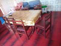 Mesa com cadeiras