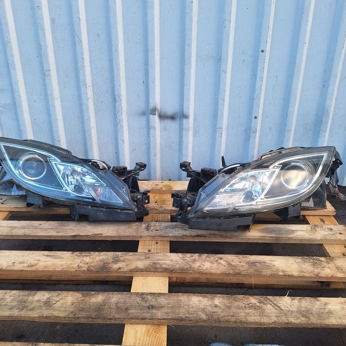 Lampa przód lewa I prawa Mazda 6 ll 08-12r UK