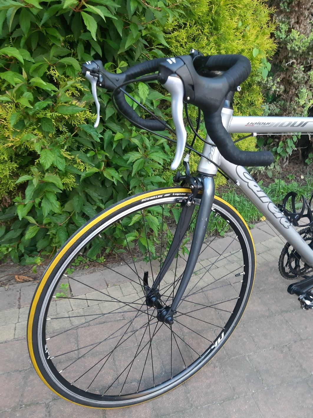 Carrera VALOUR Road Pro Rama 51cm M 20" koła 28" Super Jak Nowy !!