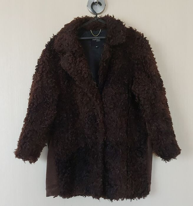 Шуба зі штучного хутра р. 58-60