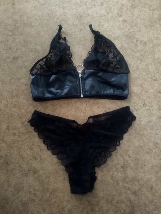 Komplet bielizny damskiej używany