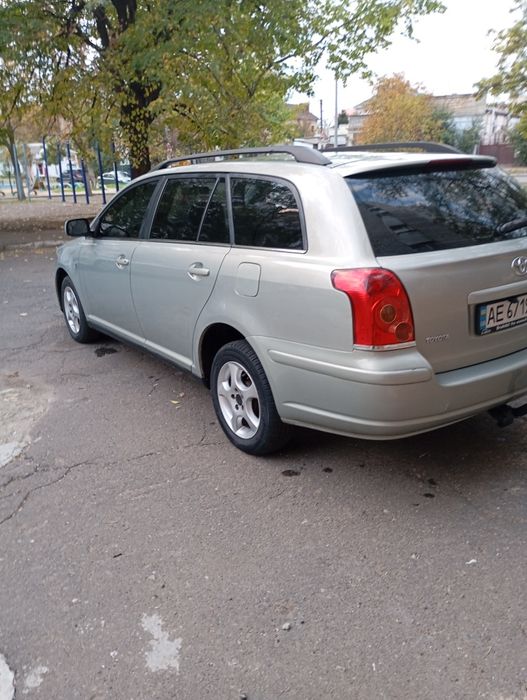 Продам Toyota Avensis