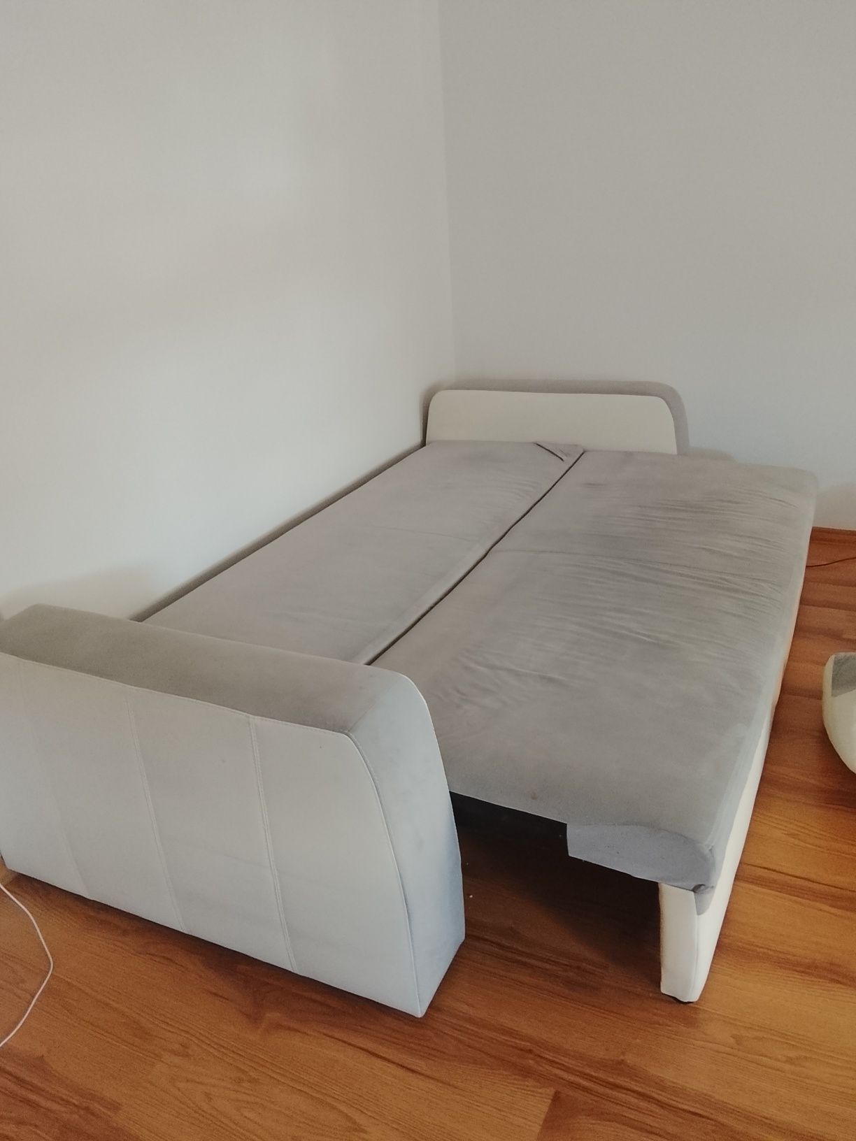 Sofa z funkcją spania
