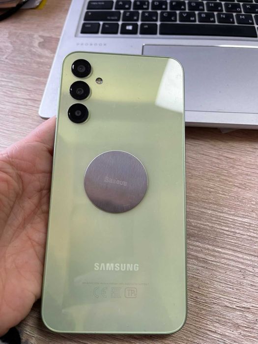 Samsung Galaxy A24 (6/128 ГБ) Стан відмінний.