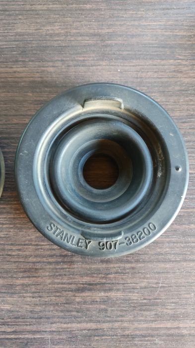 Захисна кришка заглушка сальник фари резинова до Mitsubishi Lancer 9