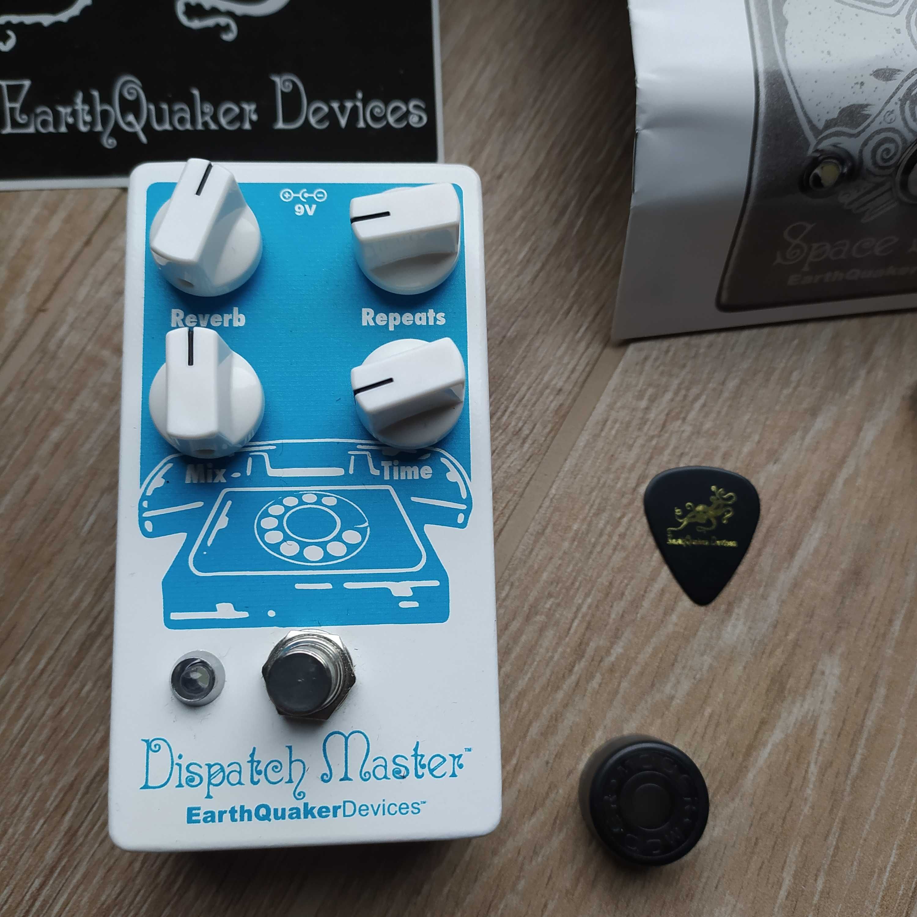 Earthquaker Devices Dispatch Master Delay Reverb efekt kostka