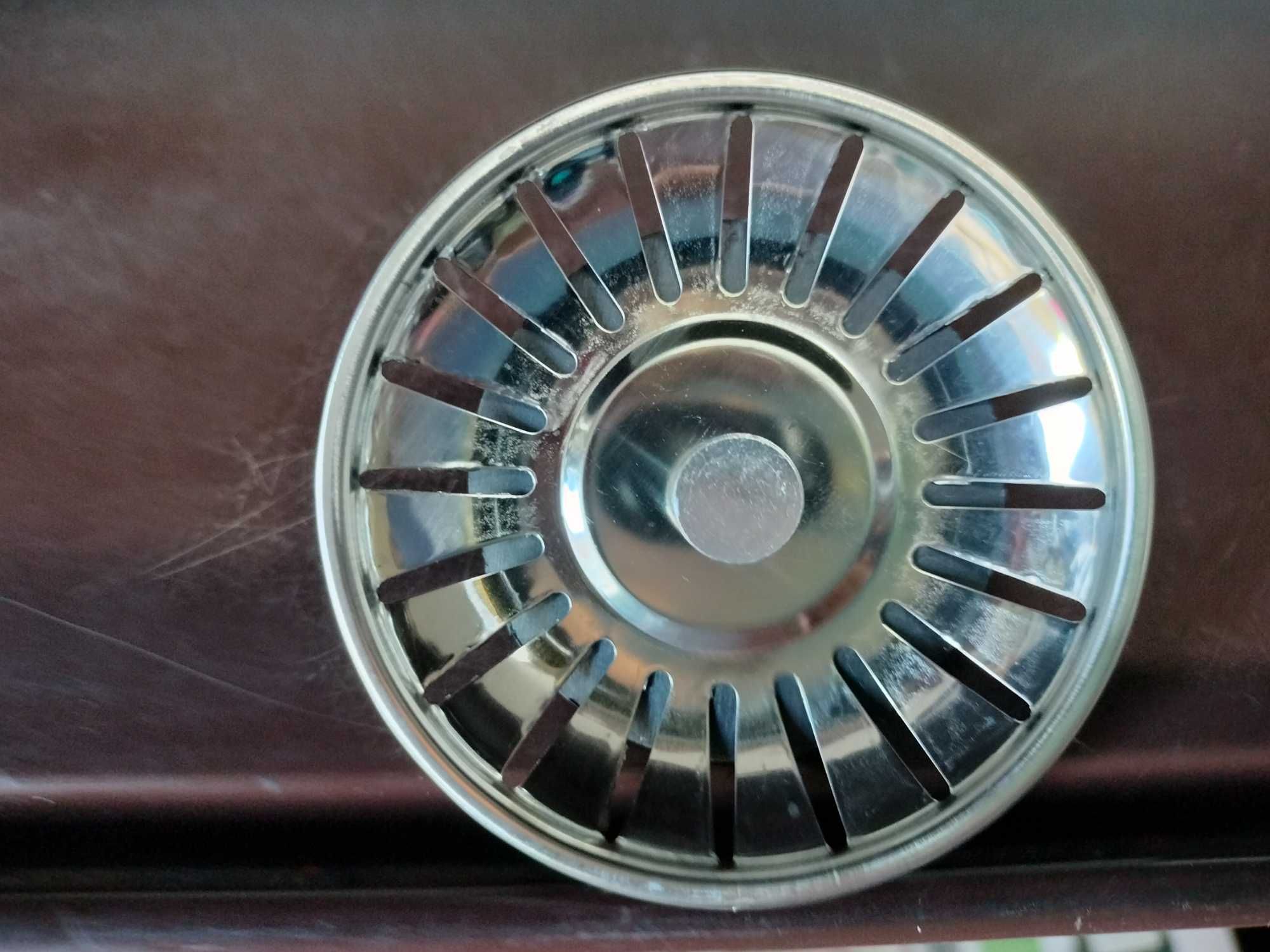 SITKO DO ZLEWU metalowe 7,8 CM korek zlewozmywaka duże