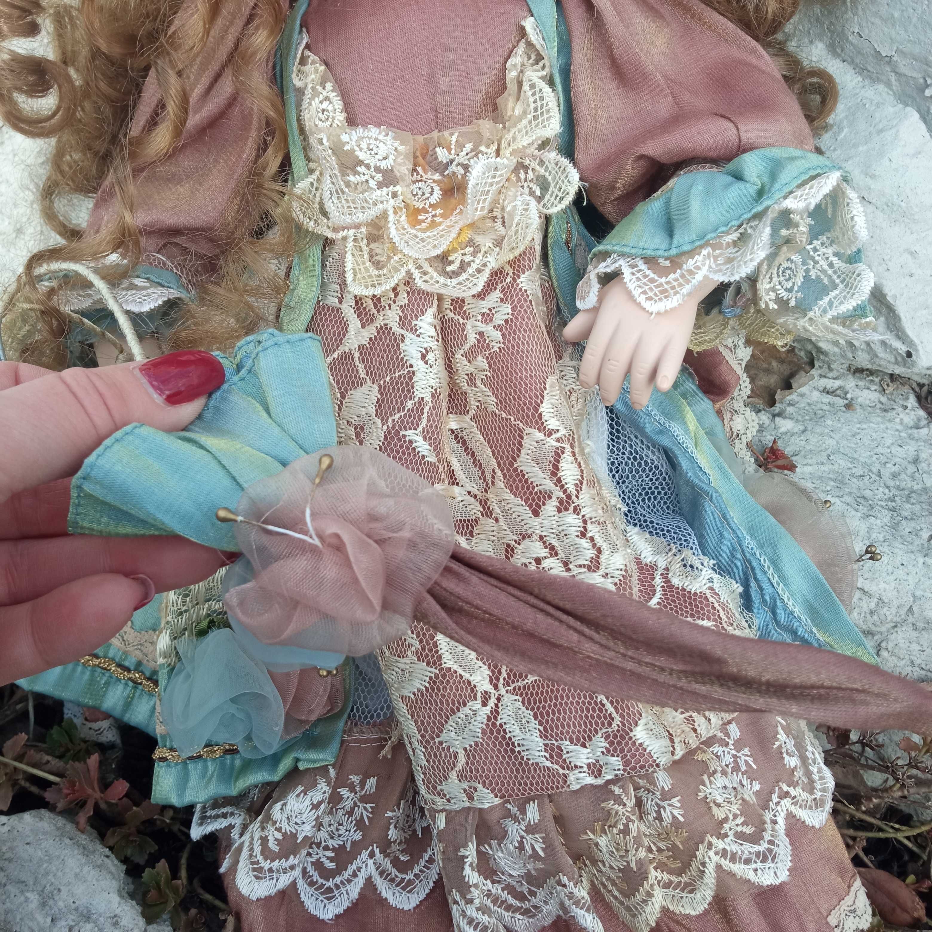 Продам куклу из фарфора.Англия